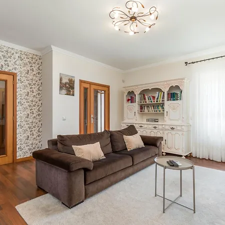 Viravento - Family House Espinho (Aveiro)